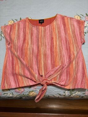 W5 Woman’s Cropped Bow tie Front Salmon Striped Down Pullover Top Size XL